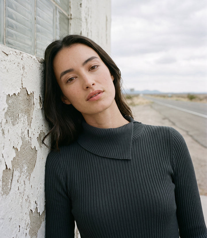 Wide Ribbed Long Sleeve Split Neck Top
