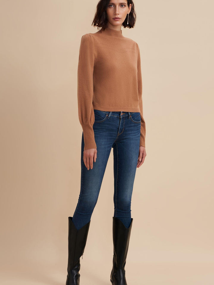 puff-sleeve knit top for women