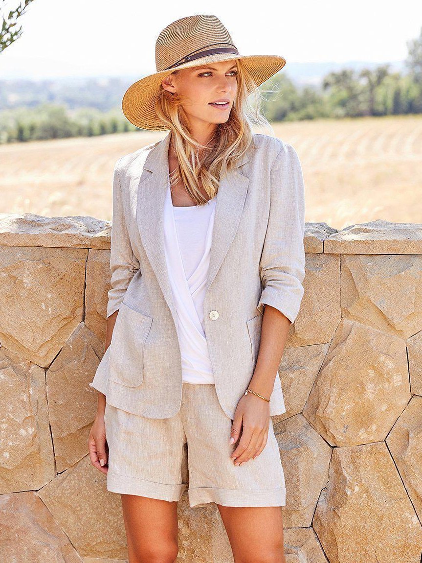 linen pleated wardrobe essential for women