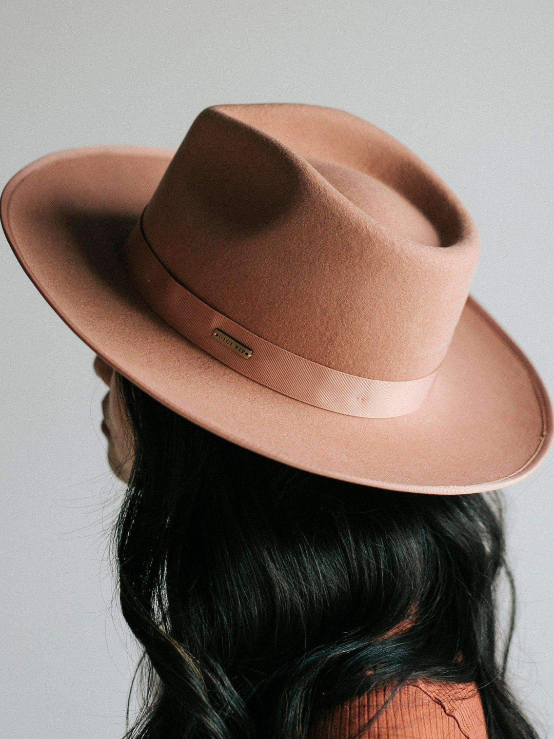 dusty pink rancher hat for women