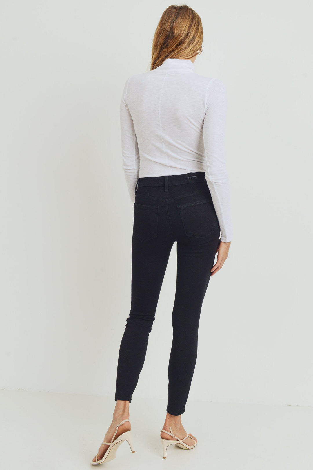 black wardrobe essential for women